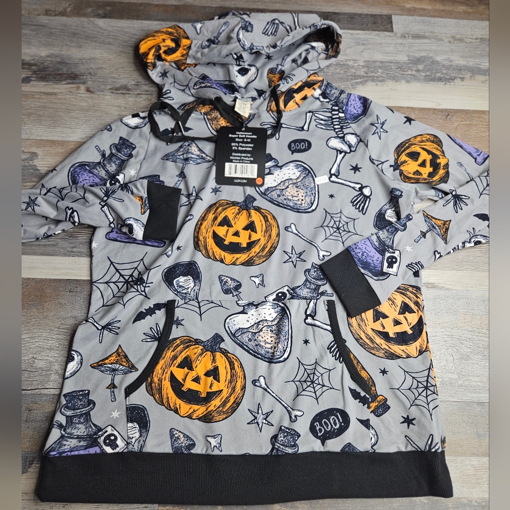 HALLOWEEN Super Soft Hoodie NEW Small/Medium Gray Pumpkins Potion Hearts